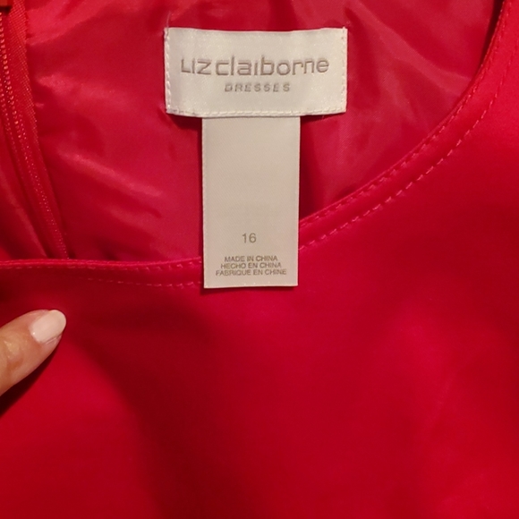 RED DRESS - Picture 3 of 3